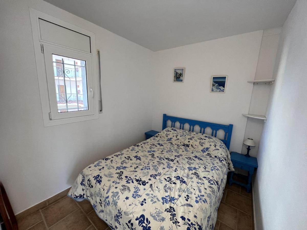Front De 35 Apartment